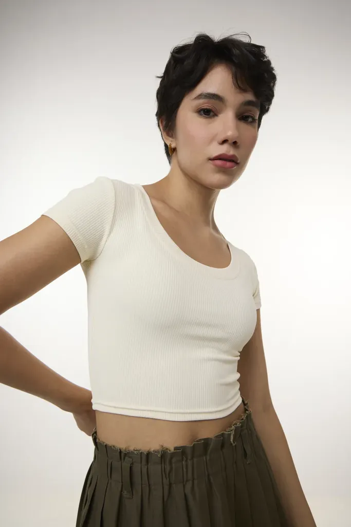 Off-White Solid Cropped Top - Image 1