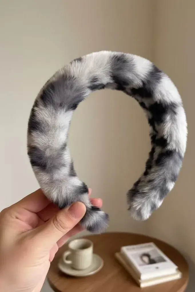 White Animal Print Fur Hair Band - Image 1