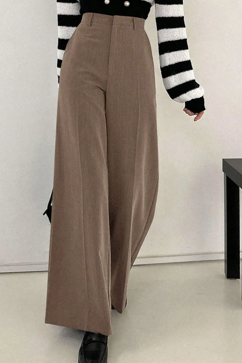 Brown High Rise Pleated Wide-Leg Pants