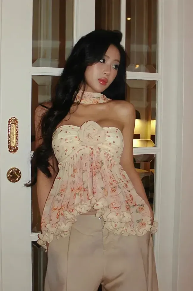 Cream Floral Ruffled Halter Peplum Top - NEWME