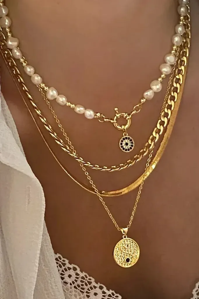 Golden Chic Set Of 4 Necklace - Image 1