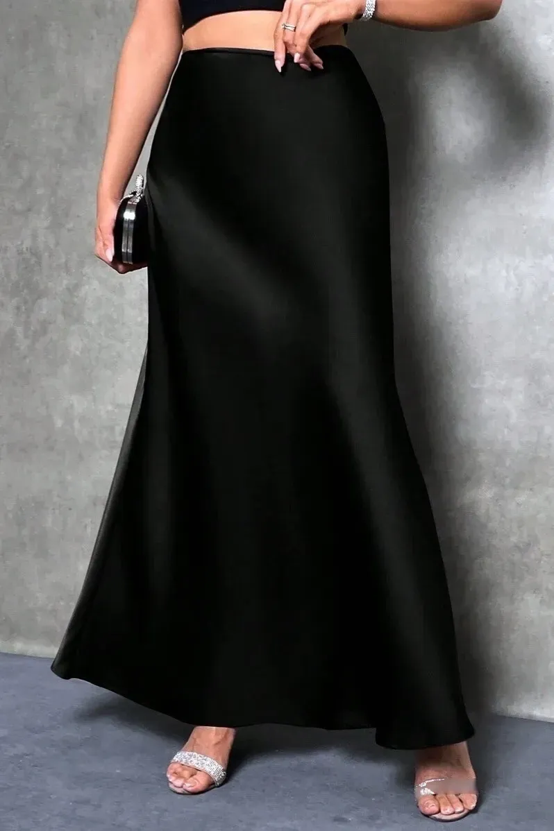 Black Solid Mermaid Maxi Skirt