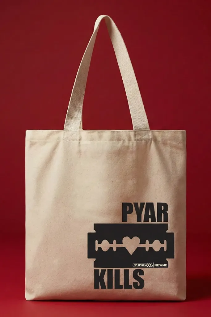 White Graphic Print Tote Bag - Image 1