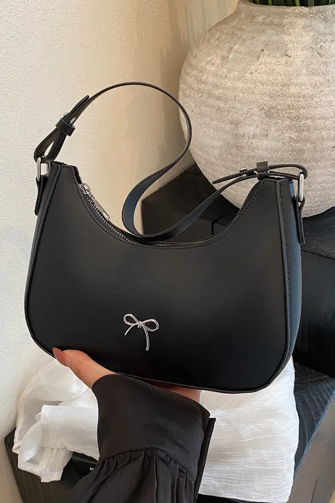 Black Solid Bow Shoulder Bag - Image 1