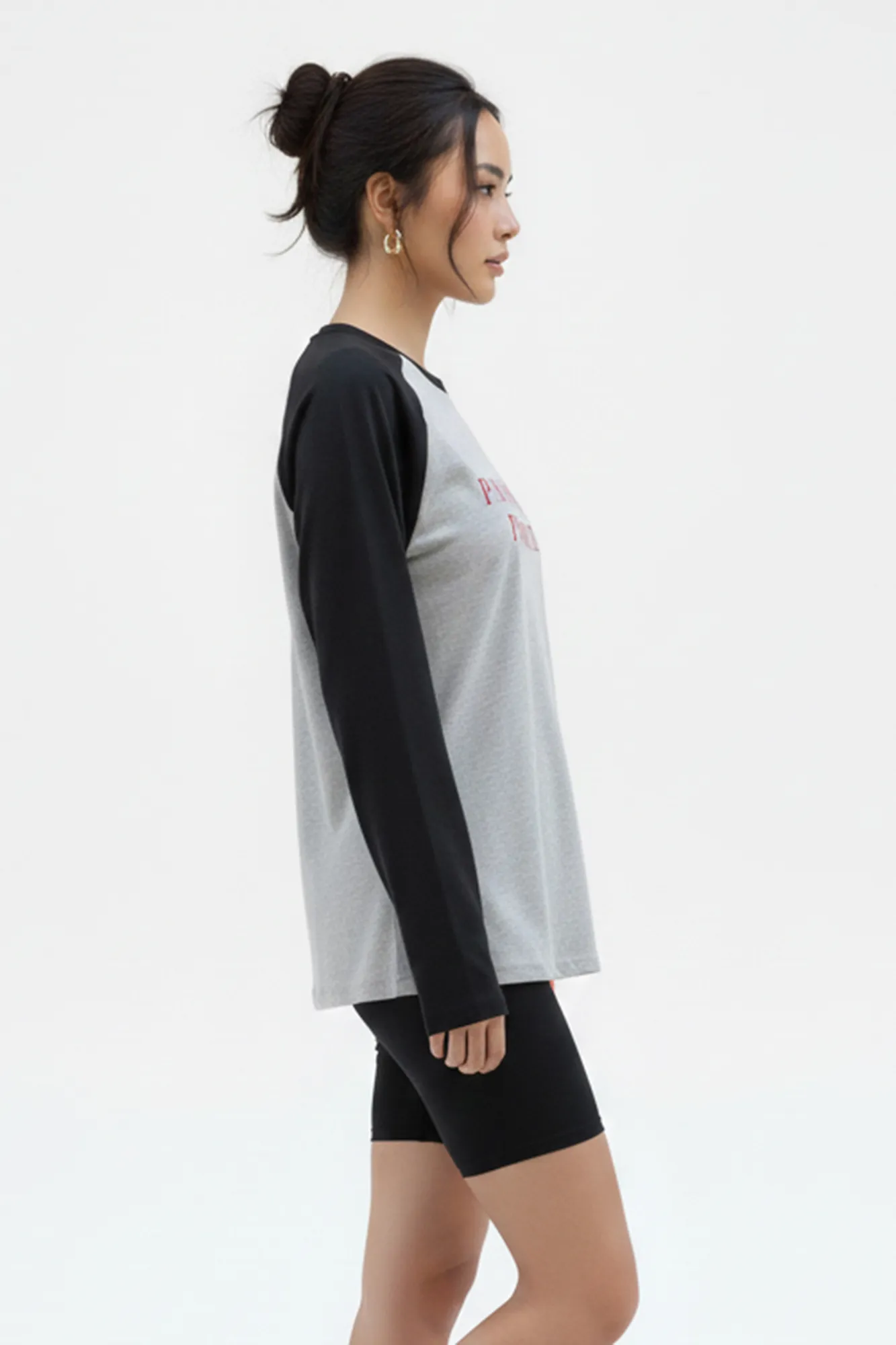 Graphic Printed Contrast Sleeves Tshirt - Image 3