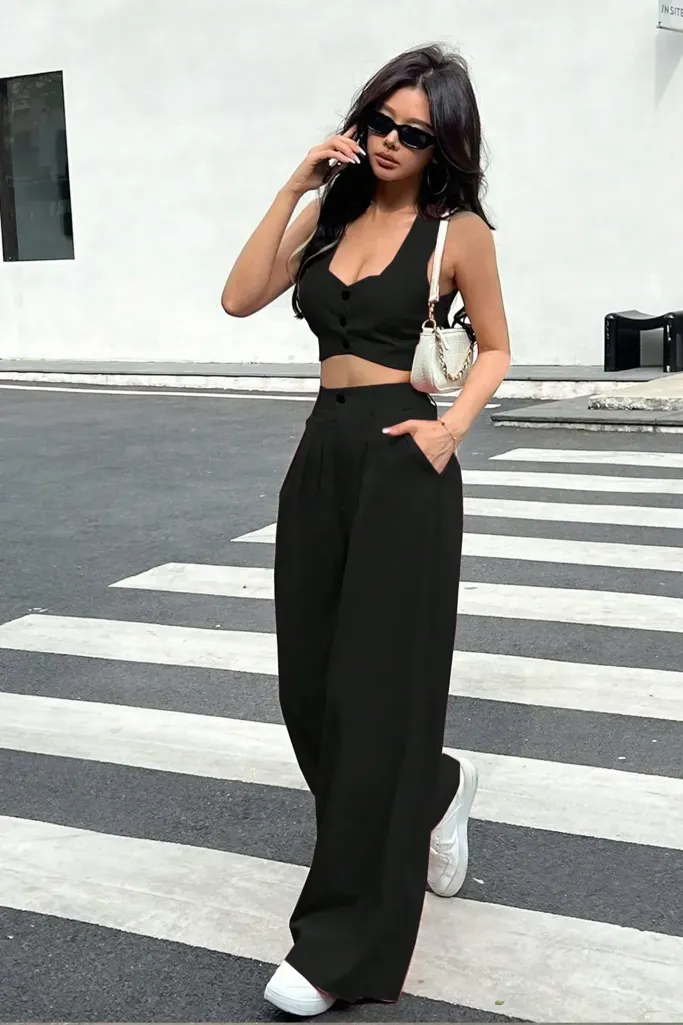 Black Solid Mid Rise Trousers - Image 1