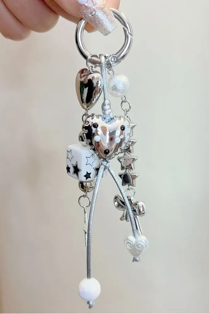 Silver Heart Chic Bag Charm - Image 1