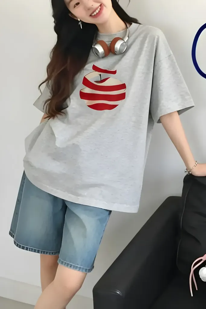 Light Grey Graphic Printed T-Shirt - Image 1