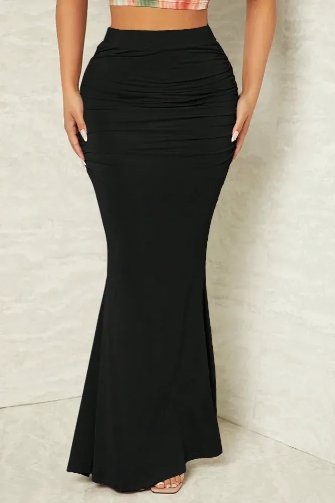 Black Solid High-Rise Maxi Skirt - Image 1
