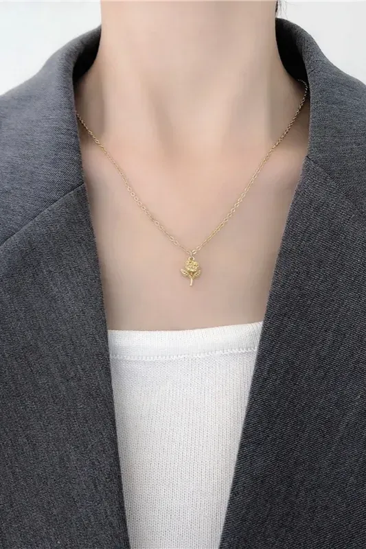 Golden Elegance Necklace - Image 1