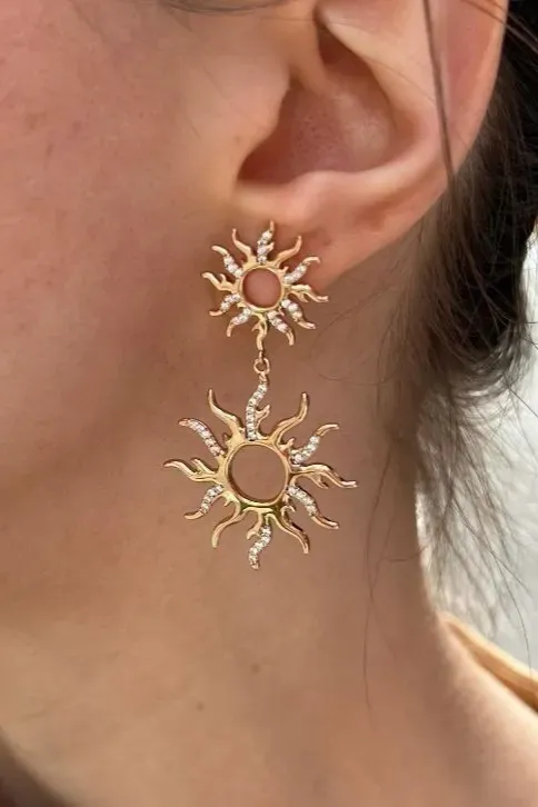 Golden Sunburst Chic Earrings - Image 1