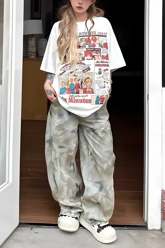 White Oversized Graphic Printed T-Shirt - Image 1
