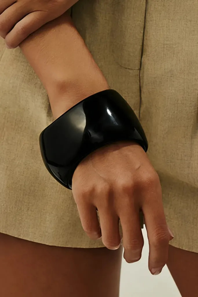 Black Statement Chic Bracelet - Image 1