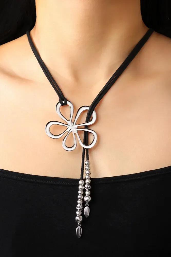 Black Statement Pendant Necklace - Image 1