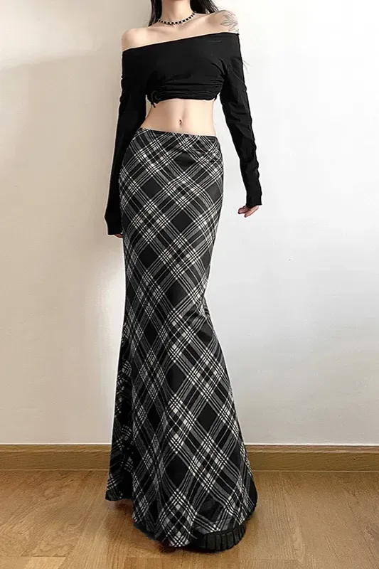 Black Plaid Mermaid Maxi Skirt - Image 1