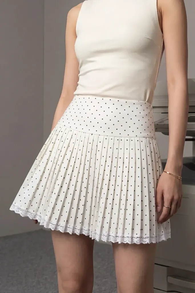 White High Rise Pleated Skater Skirt - Image 1
