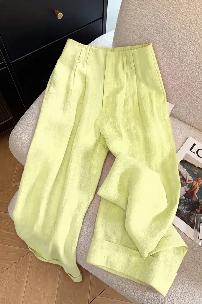 Light Yellow Mid Rise Pleated Trousers - Image 1