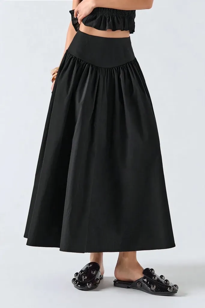 Black Solid High Rise Midi Skirt - Image 1