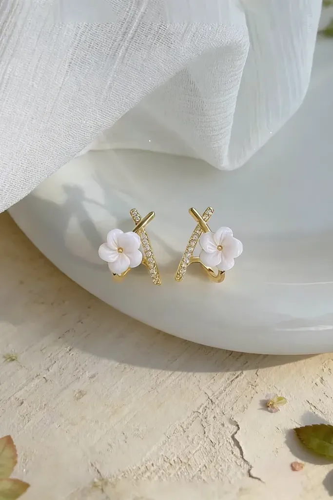 White Floral Elegance Earrings - Image 1