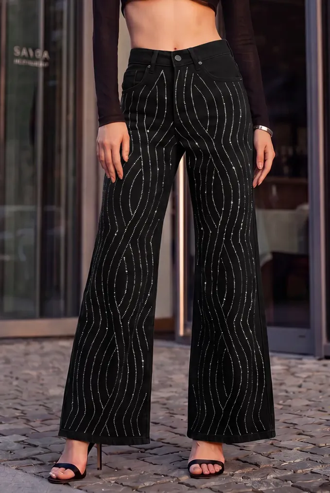 Black Solid Bootcut Jeans - Image 1