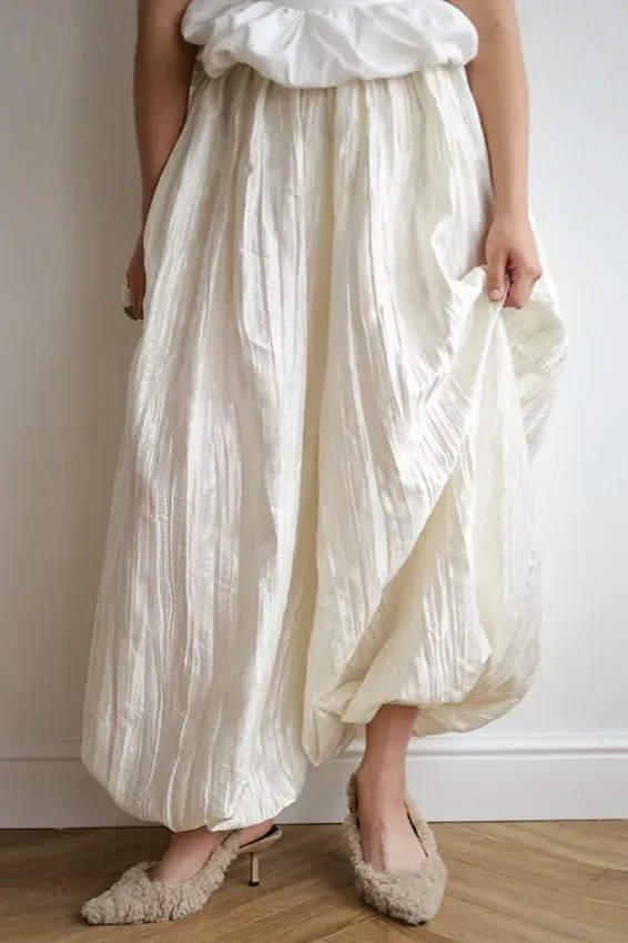 Cream High-Rise Bubble Pants - Image 1