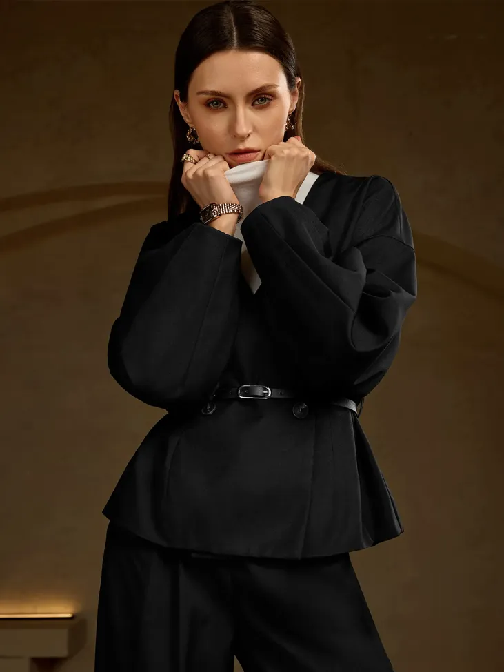 Black Solid Lapel Collar Blazer - Image 1