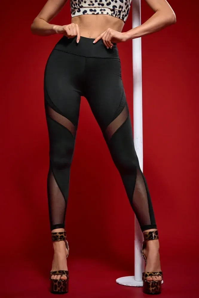 Black Solid High-Rise Leggings - Image 1