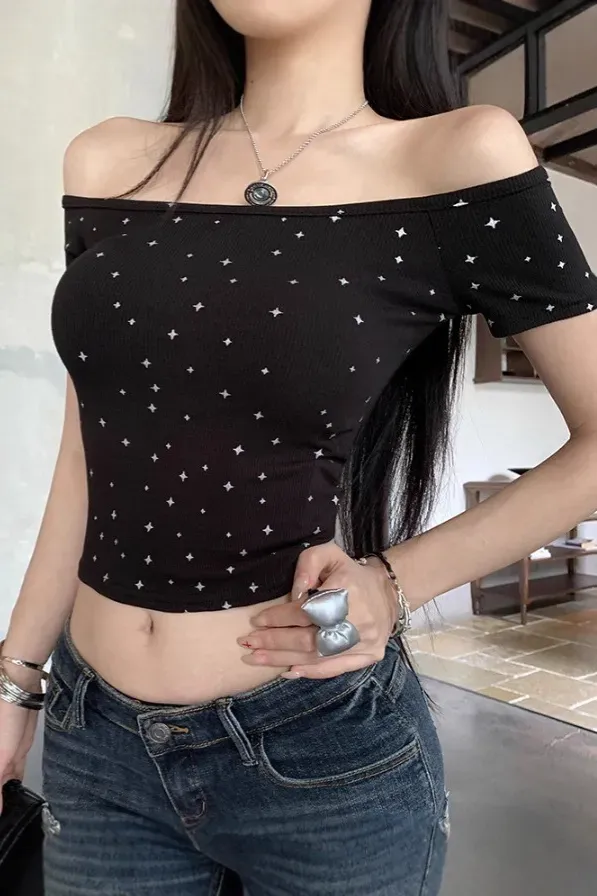 Black Star Print Crop T-Shirt - Image 1