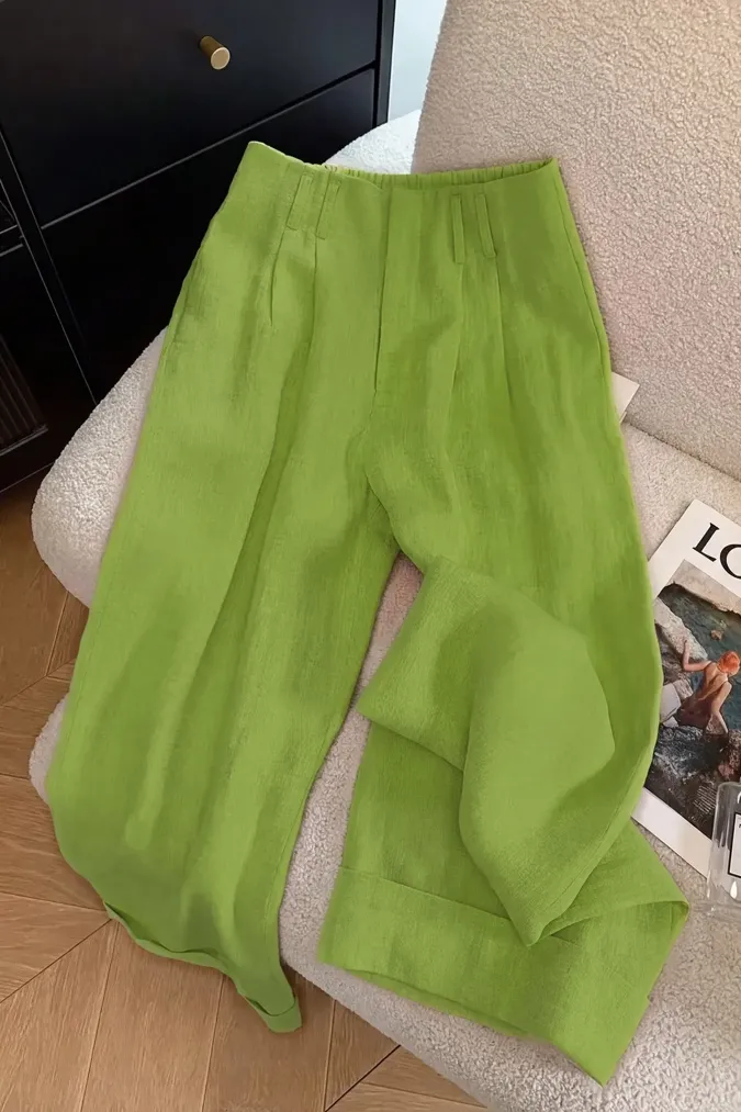 Green Mid-Rise Pleated Trousers - Image 1