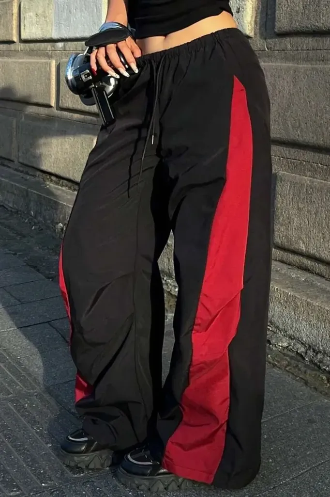 Black Mid Rise Colour Blocked Pants - Image 1