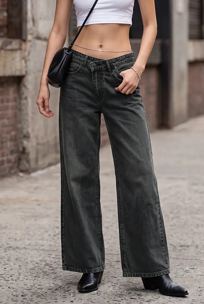 Black Solid Mid Rise Jeans - Image 1