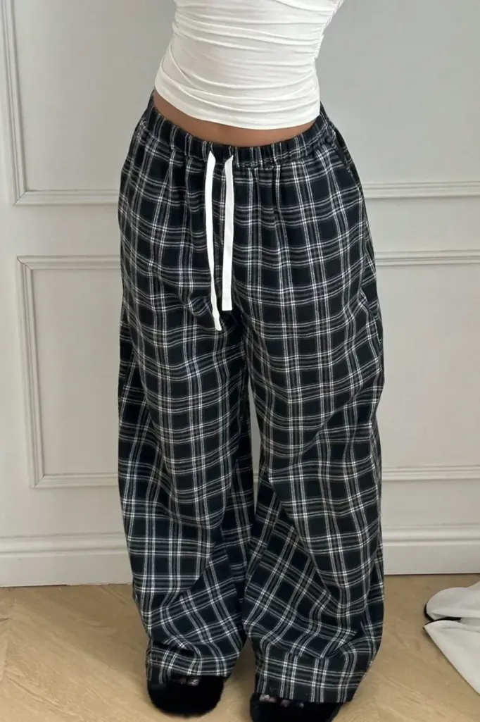 Black Mid-Rise Plaid Pants - Image 1