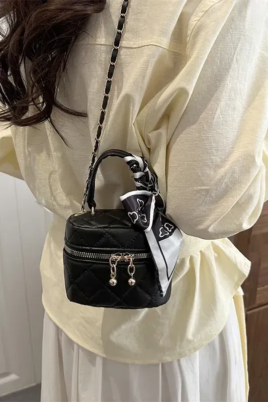 Black Quilted Pu Shoulder Bag - Image 1