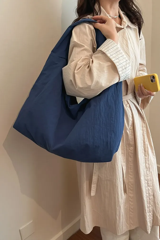 Navy Solid Chic Tote Bag - Image 1