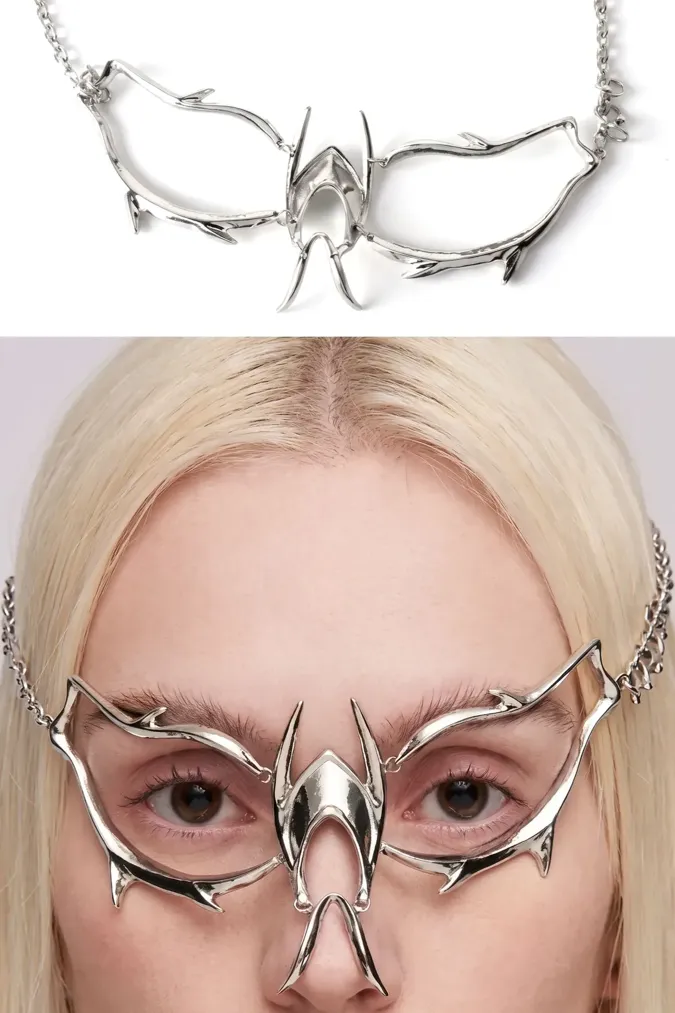 Silver Statement Face-Chain - Image 1