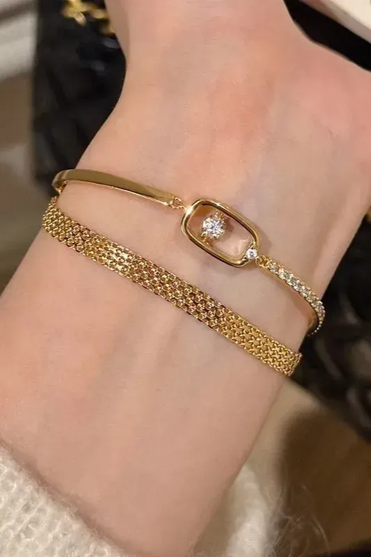 Golden Set Of 2 Bracelets - Image 1