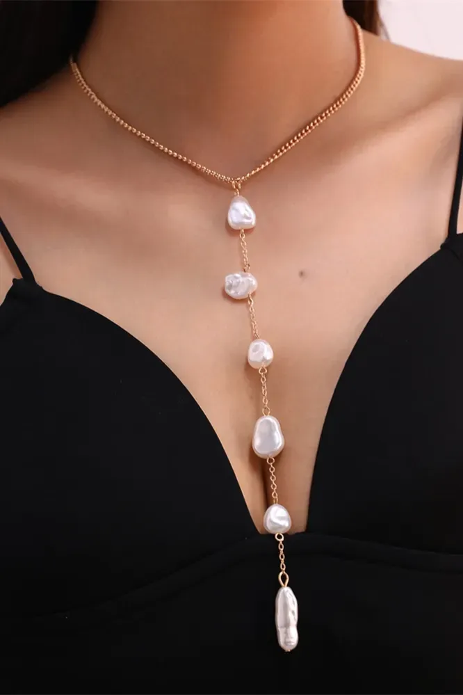 Golden Statement Pearl Necklace - Image 1