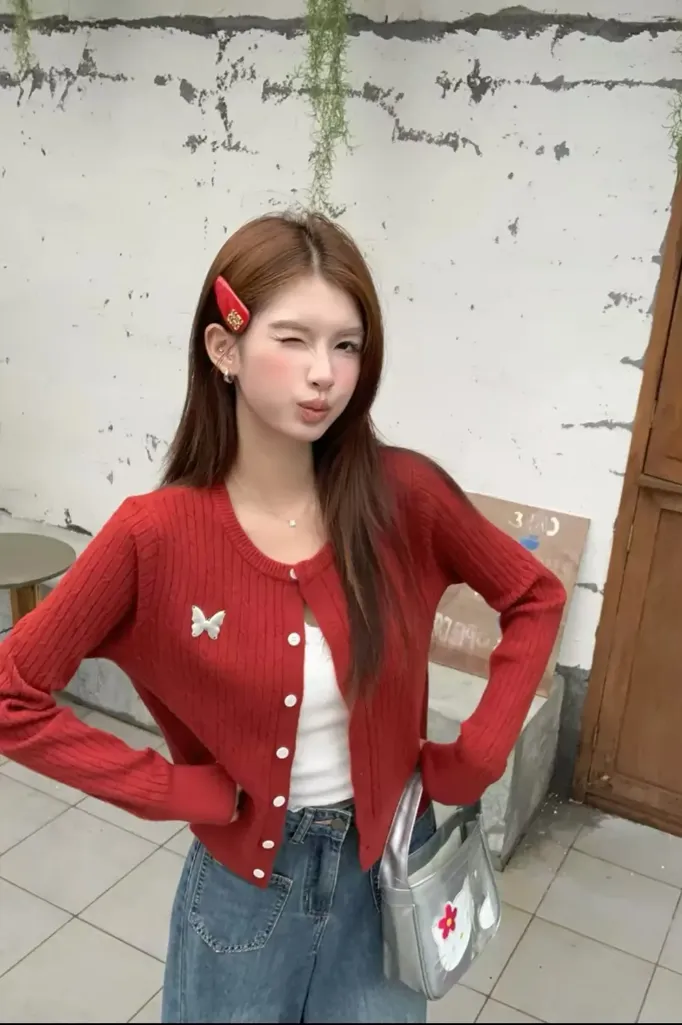 Red Applique Buttoned Cardigan - Image 1