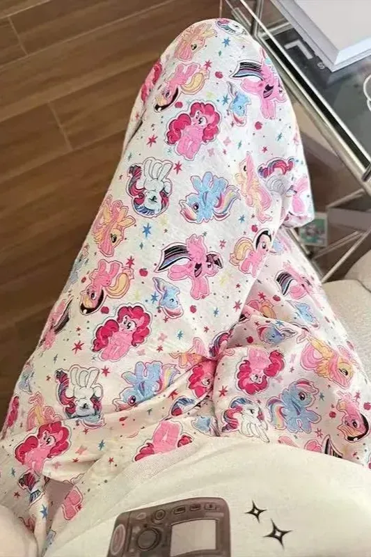 Pink Graphic Print Mid Rise Pants - Image 1